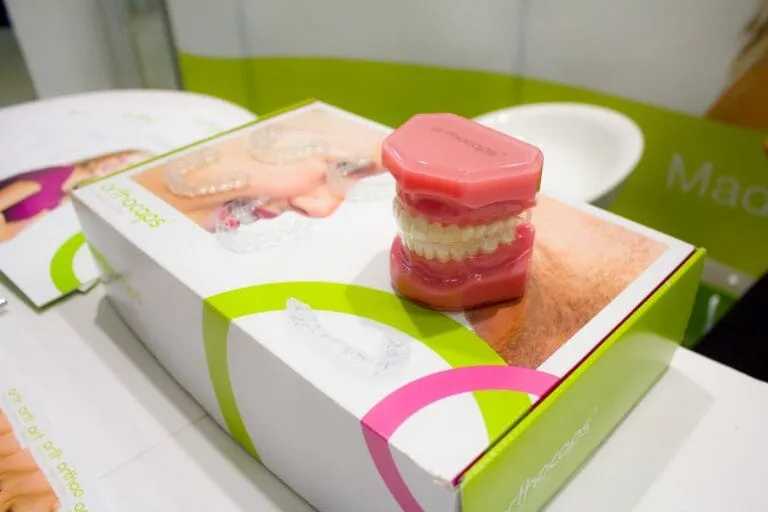 Impactul implanturilor dentare asupra sănătății respiratorii Photo Dental X-ray